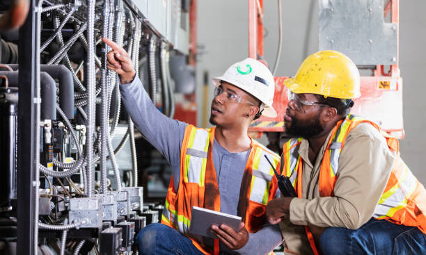 Best Affordable Electrician  in Bell, CA