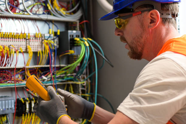 Best Licensed Electrician  in Bell, CA